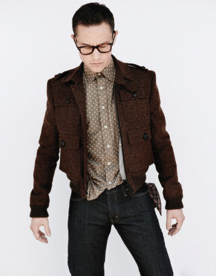 photo 4 in Joseph Gordon-Levitt gallery [id424410] 2011-11-29 00:00:00