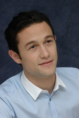 photo 12 in Joseph Gordon-Levitt gallery [id392141] 2011-07-18 00:00:00