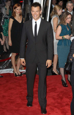 photo 22 in Josh Duhamel gallery [id292975] 2010-10-04 00:00:00