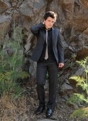 photo 4 in Josh Hutcherson gallery [id302139] 2010-11-10 00:00:00