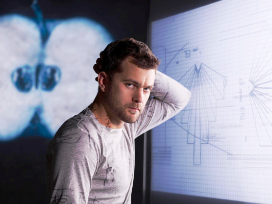 photo 22 in Joshua Jackson gallery [id209306] 2009-12-02 00:00:00
