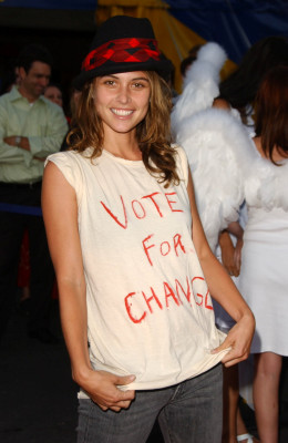 Josie Maran pic #198792