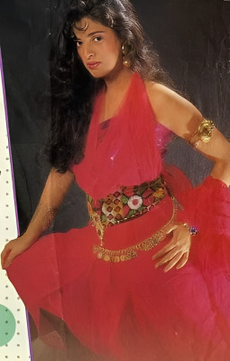 Juhi Chawla pic #1289461