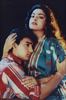 Juhi Chawla pic #1289502