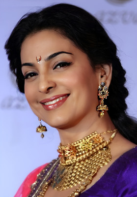 Juhi Chawla pic #1289548