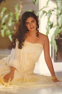 Juhi Chawla pic #1289553