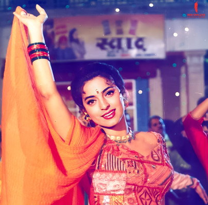 Juhi Chawla pic #1289559