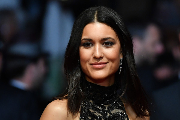 Julia Jones pic #935771