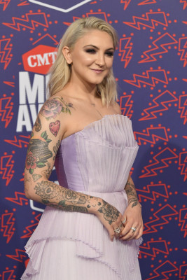 Julia Michaels pic #1148090