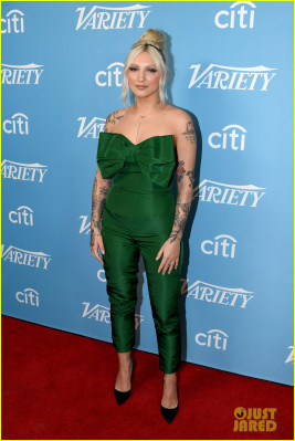 photo 7 in Julia Michaels gallery [id1193970] 2019-12-13 00:00:00