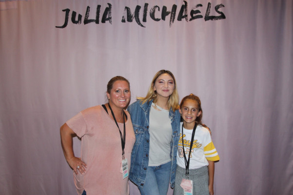 Julia Michaels pic #1118771