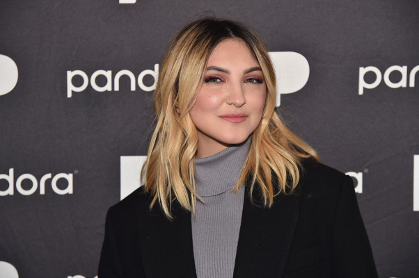 Julia Michaels pic #1090850