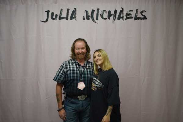 Julia Michaels pic #1161436