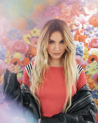 Julia Michaels pic #1015848