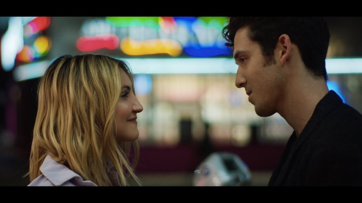 Julia Michaels pic #1083051