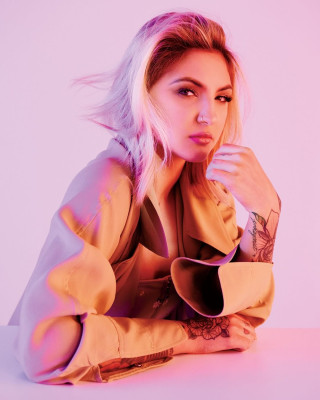 Julia Michaels pic #1059555