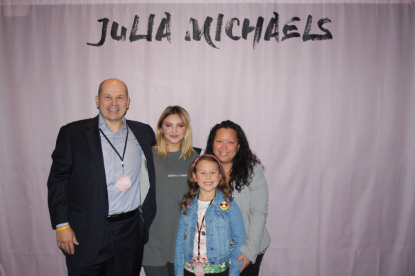 Julia Michaels pic #1070920