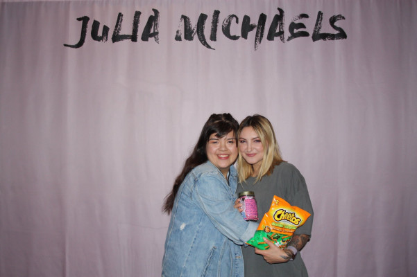 Julia Michaels pic #1070919