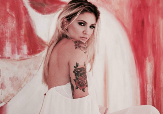 Julia Michaels pic #1169481