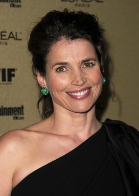 photo 20 in Julia Ormond gallery [id282578] 2010-08-30 00:00:00