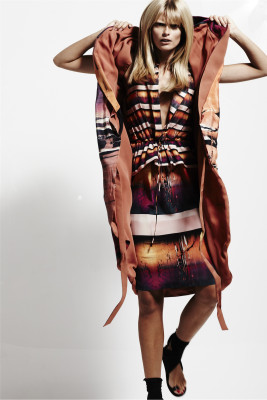 photo 6 in Julia Stegner gallery [id529340] 2012-09-06 00:00:00