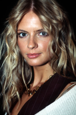 Julia Stegner pic #167280