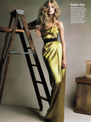 Julia Stegner pic #648599