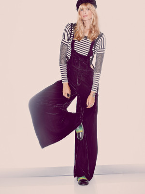 Julia Stegner pic #414380