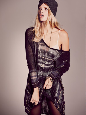 Julia Stegner pic #414381