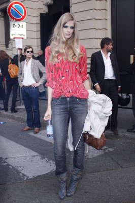 Julia Stegner pic #296108