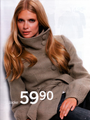 Julia Stegner pic #109411