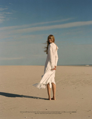photo 16 in Julia Stegner gallery [id1218899] 2020-06-22 00:00:00
