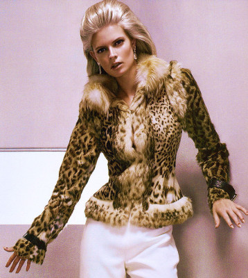 Julia Stegner pic #167284