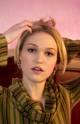 Julia Stiles pic #449233