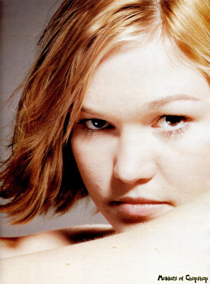 Julia Stiles pic #17130
