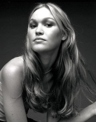 Julia Stiles pic #56248