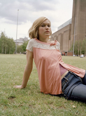 Julia Stiles pic #199818