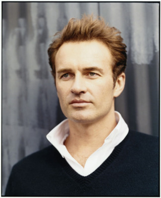 Julian McMahon pic #40756