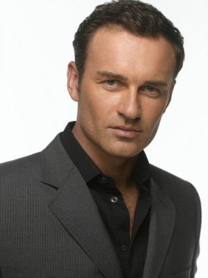 Julian McMahon pic #48224