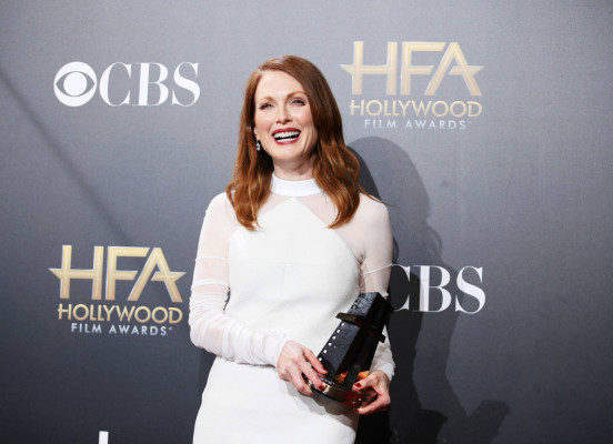 Julianne Moore pic #741611