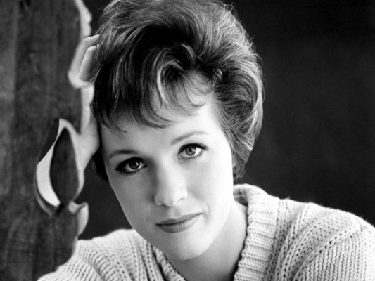 Julie Andrews pic #233166
