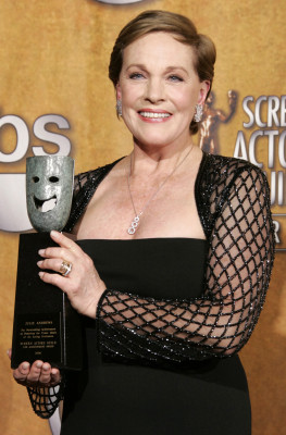 photo 7 in Julie Andrews gallery [id205299] 2009-11-25 00:00:00