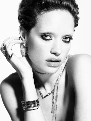photo 9 in Julie Ordon gallery [id1370404] 2025-04-25 00:00:00