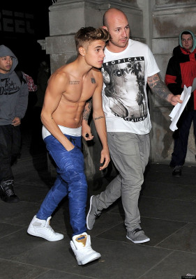 photo 10 in Justin Bieber gallery [id581738] 2013-03-11 00:00:00