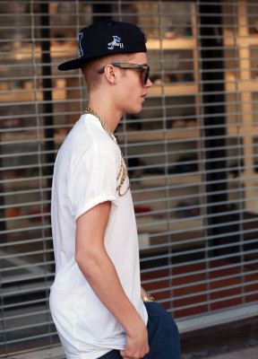 photo 8 in Justin Bieber gallery [id562044] 2012-12-21 00:00:00