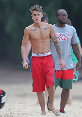 photo 18 in Justin Bieber gallery [id652544] 2013-12-13 00:00:00