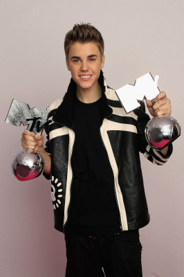 photo 8 in Justin Bieber gallery [id642675] 2013-10-29 00:00:00