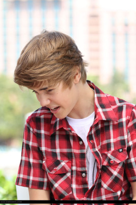 photo 5 in Justin Bieber gallery [id342726] 2011-02-14 00:00:00