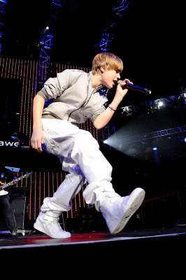 Justin Bieber pic #258606