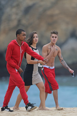 photo 19 in Justin Bieber gallery [id651289] 2013-12-08 00:00:00